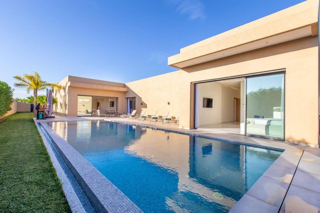 Villa Hawai, Ss Vis A Vis Avec Espace De Sport , Piscine Chauffee マラケシュ エクステリア 写真